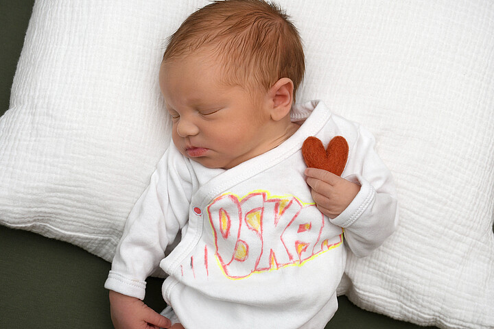 Foto vom Baby mit dem Namen Oskar